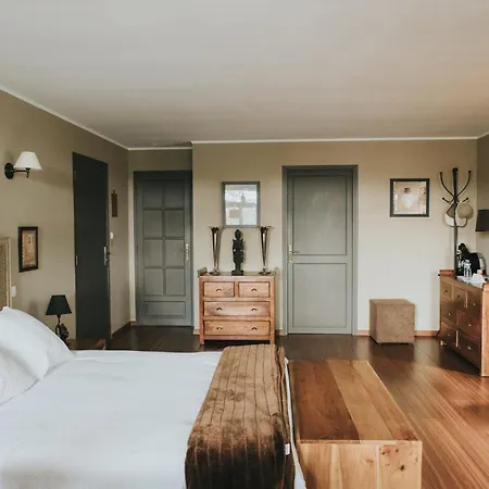 Le Moulin D'artres Hotel