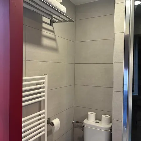 Logis Hotel-restaurant - Le Moulin D'artres Artres