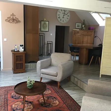 فندق Logis Hotel-restaurant - Le Moulin D'artres 3*