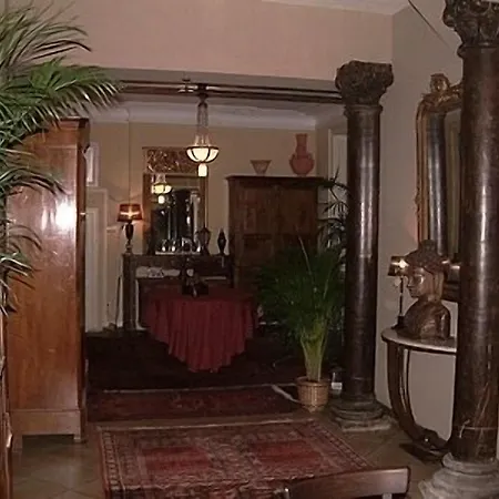 Logis Hotel-restaurant - Le Moulin D'artres