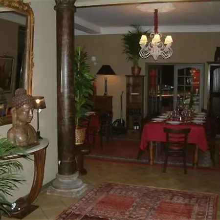 Hotel Logis Hotel-restaurant - Le Moulin D'artres Artres