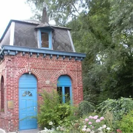 Logis Hotel-restaurant - Le Moulin D'artres ホテル 3*