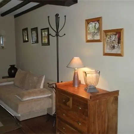Logis Hotel-restaurant - Le Moulin D'artres 3* Artres