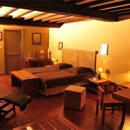 Logis Hotel-restaurant - Le Moulin D'artres 3*