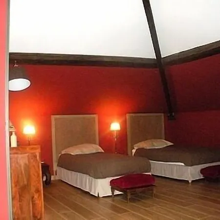 فندق Logis Hotel-restaurant - Le Moulin D'artres 3*