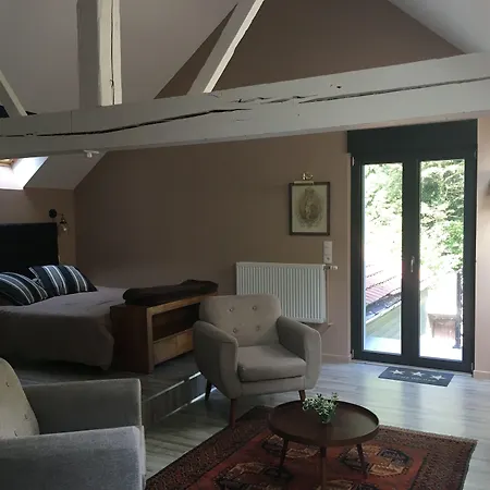 Logis Hotel-restaurant - Le Moulin D'artres Hotel Artres