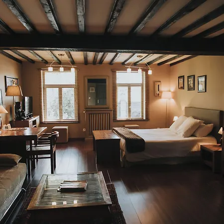 Logis Hotel-restaurant - Le Moulin D'artres 3* Artres