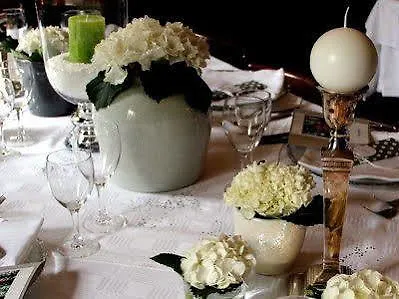 Logis Hotel-restaurant - Le Moulin D'artres