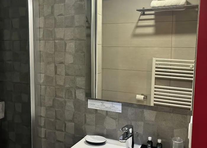 Le Moulin D'artres Artres