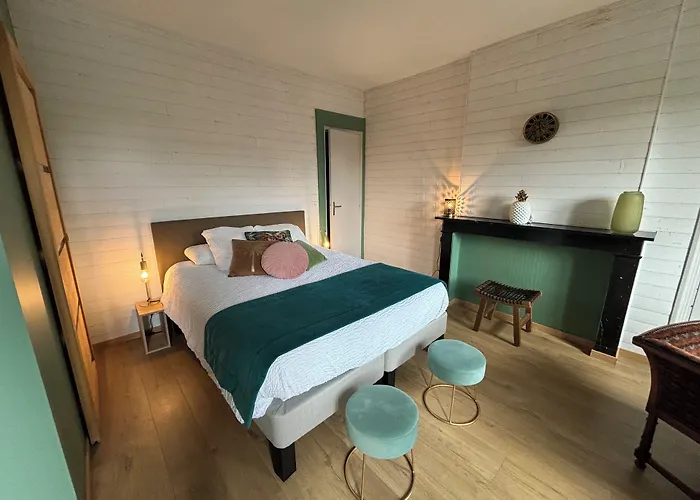 Le Moulin D'artres Artres